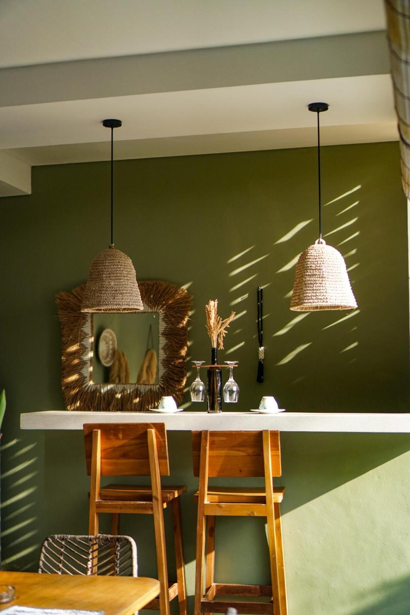 Kiki Village Bathtub And Living Room Canggu Exterior foto